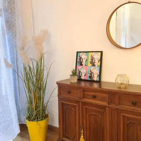 Διαμέρισμα Residenza Al Vicoletto 130mq Free Parking Piazza Erbe