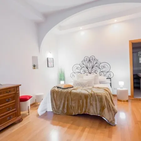 Διαμέρισμα Residenza Al Vicoletto 130mq Free Parking Piazza Erbe *